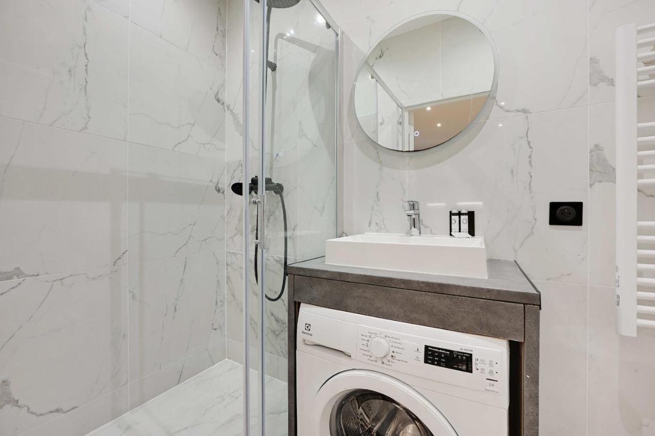 Lovely Apartment In The Heart Of The Grand Boulevards Париж Екстериор снимка